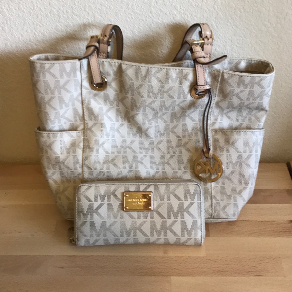 Michael Kors purse with matching wallet